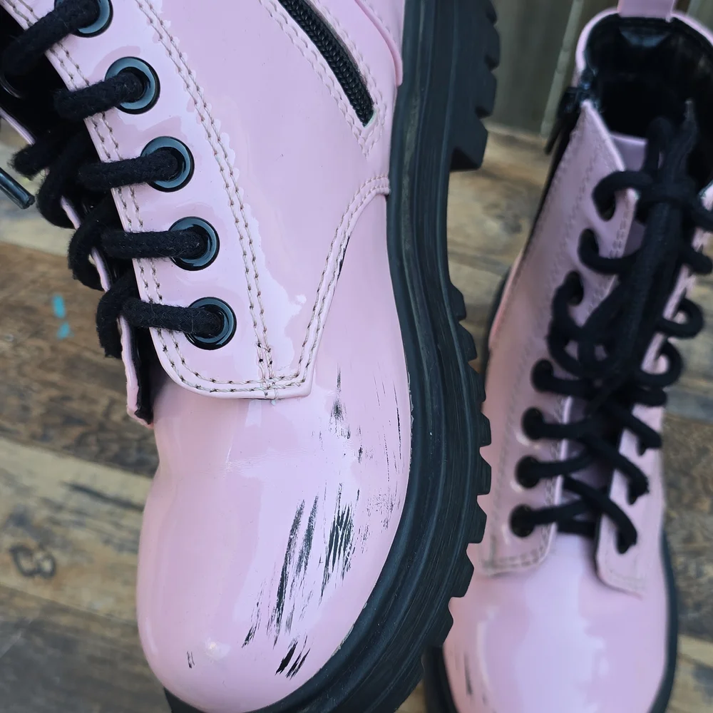 Soda Combat Pink Kids Lace Up Boots Size 6.5